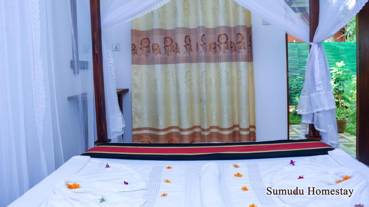 Sumudu Homestay Sigiriya Eksteriør bilde